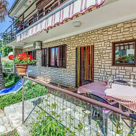 Bencic Apartment Premantura