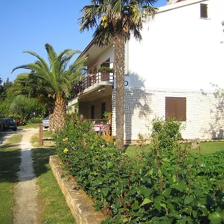 Apartment Bencic Premantura
