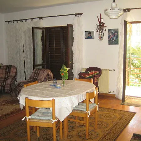 Apartment Bencic Premantura